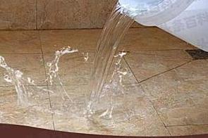 天门漏水维修 免砸砖防水材料该如何施工